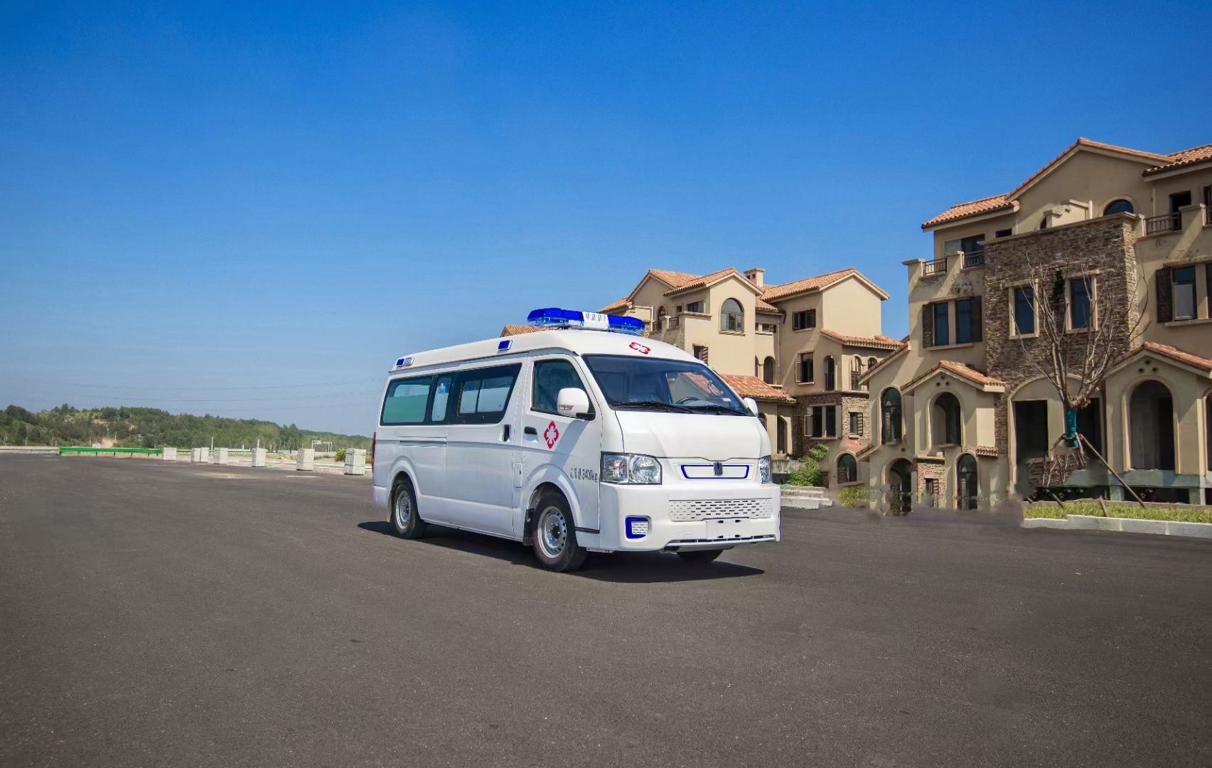 吉利电动救护车