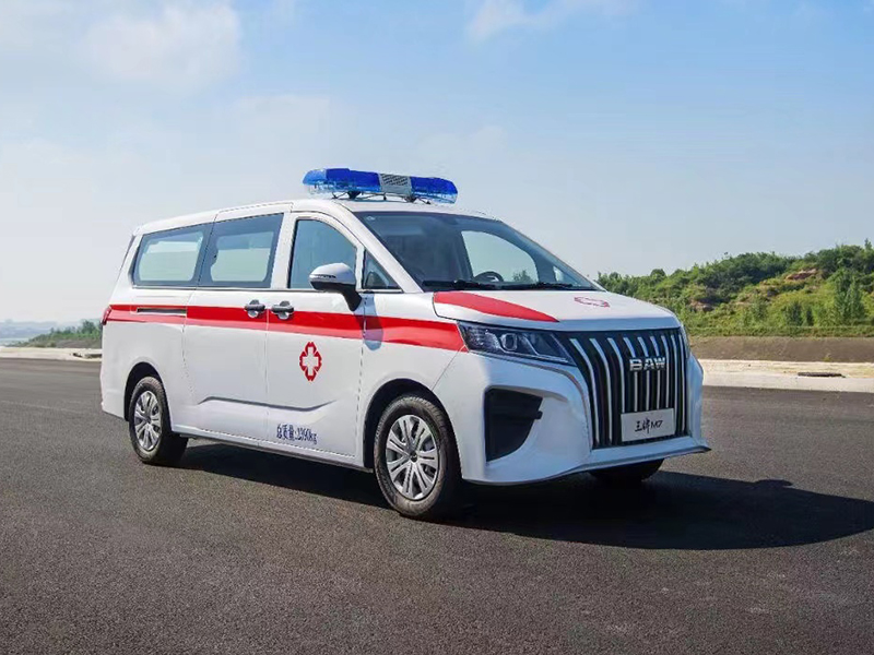 北汽，下地库救护车